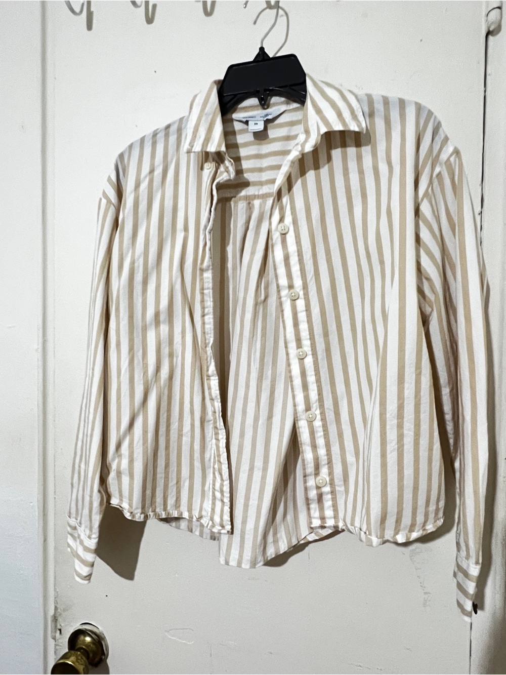 Old Navy Women Striped Boyfriend Shirt in Beige and White XS